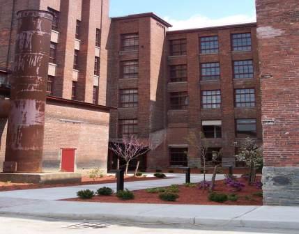 The Lofts at Franklin Square - 4